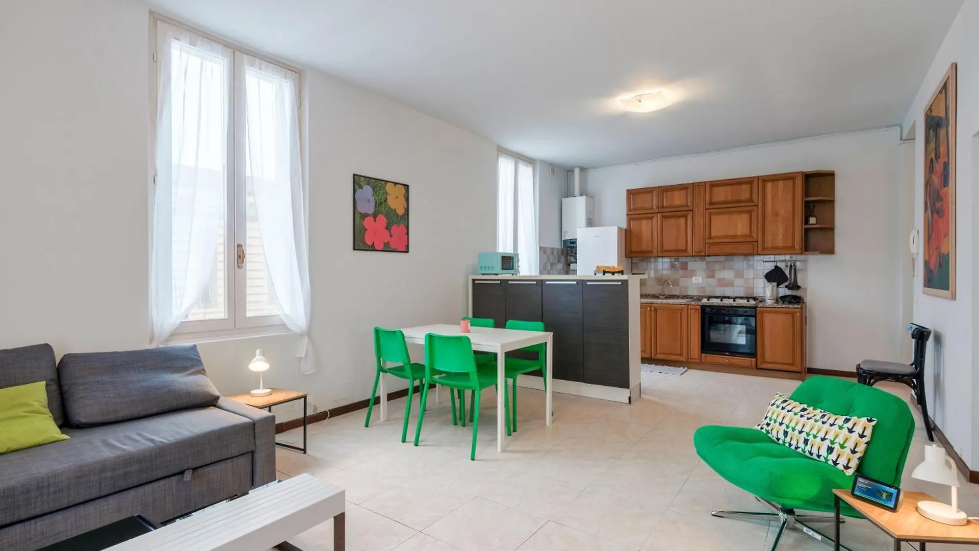 Apartment In Via Cremona - Brescia City - By Host4U Italie